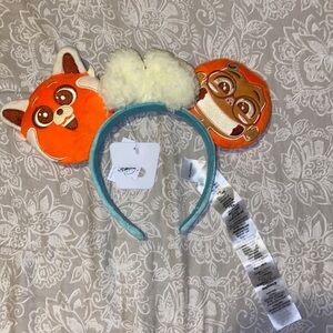 NWT RED PANDA DISNEY EARS HEAD BAND​​​​​